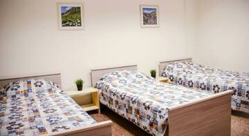 Фото номера 3-местный номер стандарт Гостиница Береза Guest House г. Великий Новгород 6