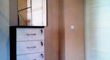 Фото номера Двухместный номер с 2 отдельными кроватями и дополнительной кроватью Гостиница Jam Hostel Великий Новгород г. Великий Новгород 2
