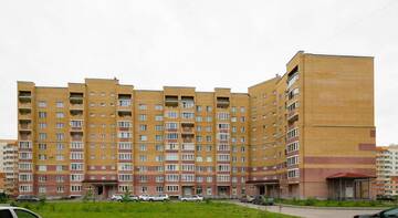 Фото номера Cемейный номер с отдельной ванной комнатой Апартаменты Квартиранов на Завокзальной г. Великий Новгород 25
