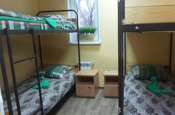 Фото номера Кровать в общем четырехместном номере Гостиница Home Hostel г. Великий Новгород 4