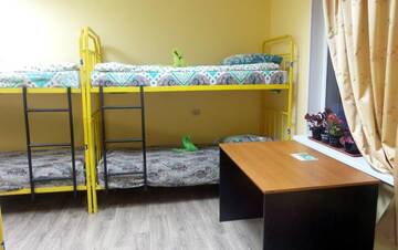 Фото номера Кровать в общем 6-местном номере Гостиница Home Hostel г. Великий Новгород 4